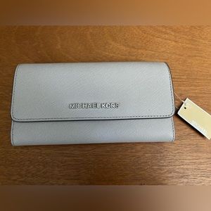 Michael Kors LG Trifold Leather Wallet